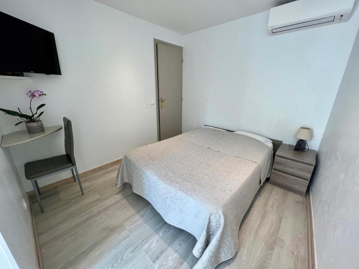 Hotel L'Etape 빌뇌브루베 외부 사진